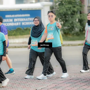Runner Photo 8327106