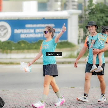 Runner Photo 8327130