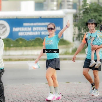 Runner Photo 8327131