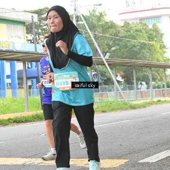 Runner Photo 8327133
