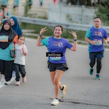 Runner Photo 8327167