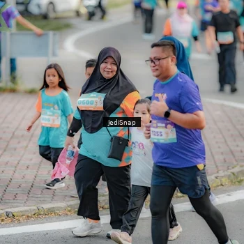 Runner Photo 8327191