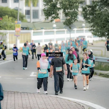 Runner Photo 8327193
