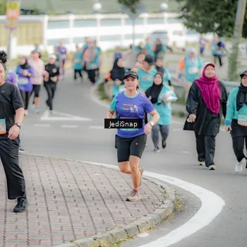 Runner Photo 8327217