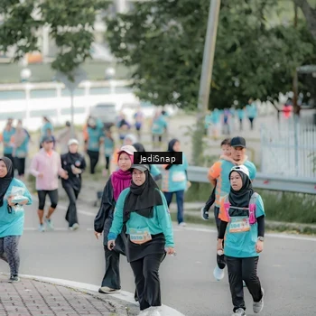 Runner Photo 8327238