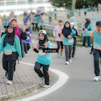 Runner Photo 8327249