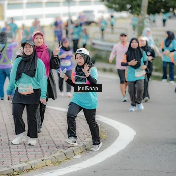 Runner Photo 8327253