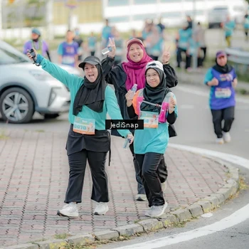 Runner Photo 8327261