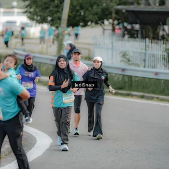 Runner Photo 8327265