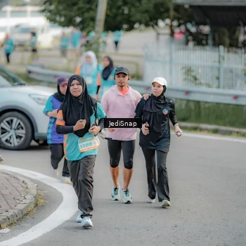 Runner Photo 8327277