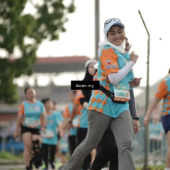 Runner Photo 8327290