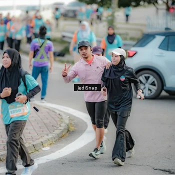 Runner Photo 8327297