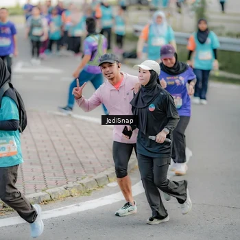 Runner Photo 8327298