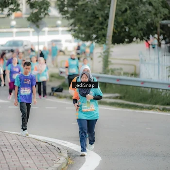 Runner Photo 8327320