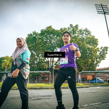 Runner Photo 8327372