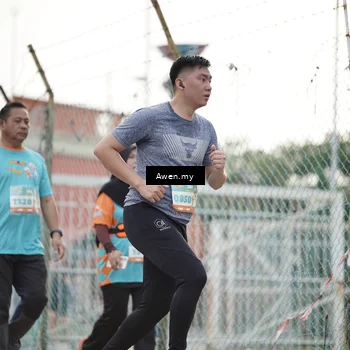 Runner Photo 8327374