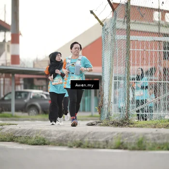 Runner Photo 8327375