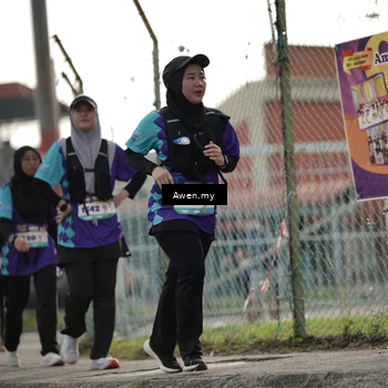 Runner Photo 8327406