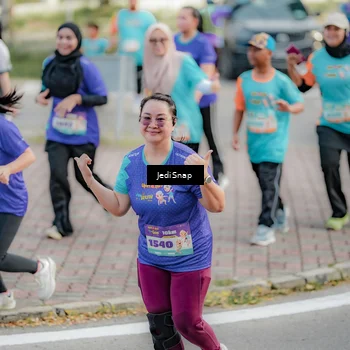Runner Photo 8327414