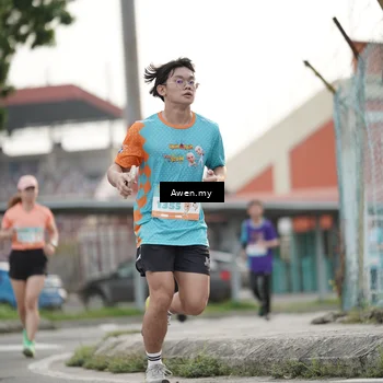Runner Photo 8327415