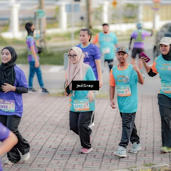 Runner Photo 8327416