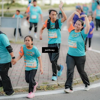 Runner Photo 8327430