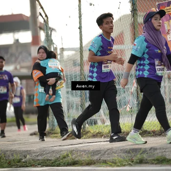 Runner Photo 8327436