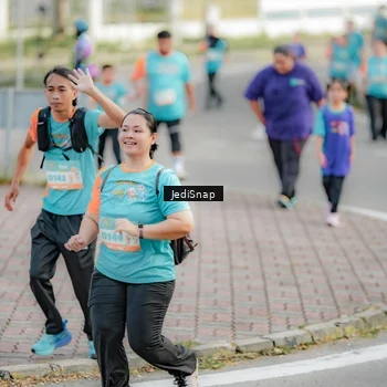 Runner Photo 8327439