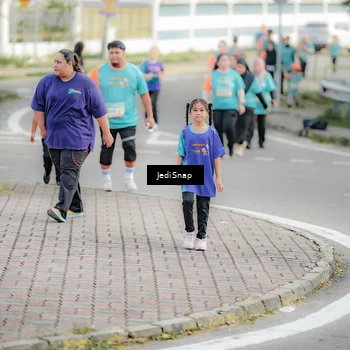 Runner Photo 8327451