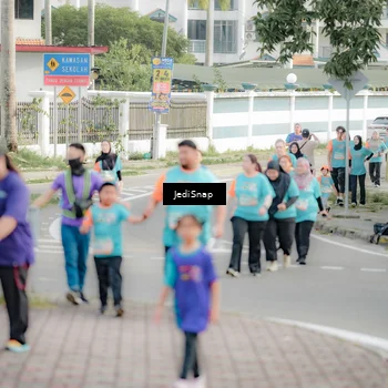 Runner Photo 8327464