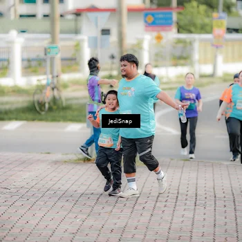 Runner Photo 8327497