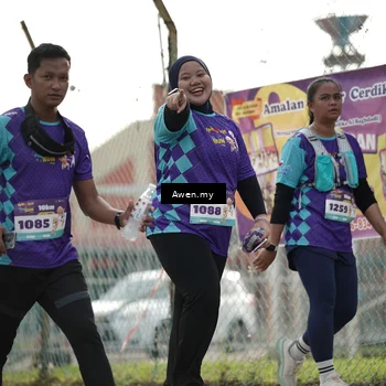 Runner Photo 8327512