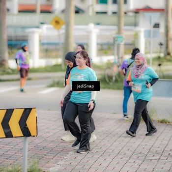 Runner Photo 8327515