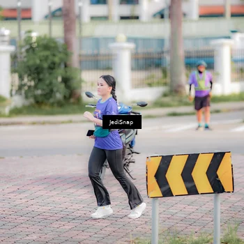 Runner Photo 8327517
