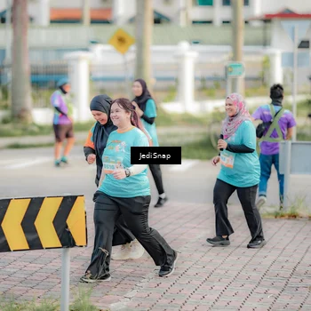 Runner Photo 8327520