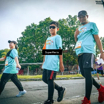 Runner Photo 8327540