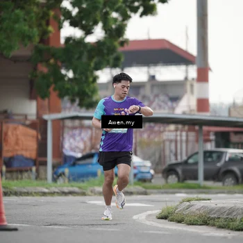 Runner Photo 8327572
