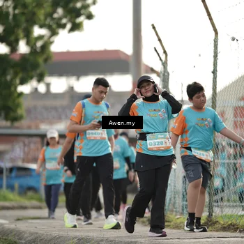 Runner Photo 8327576