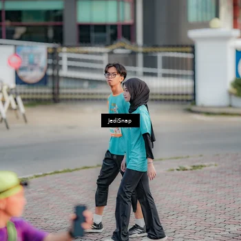 Runner Photo 8327584