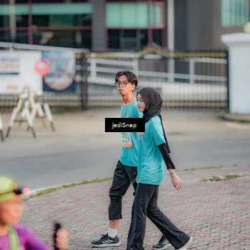 Runner Photo 8327585