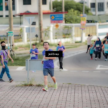 Runner Photo 8327614
