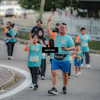 Runner Photo 8327645