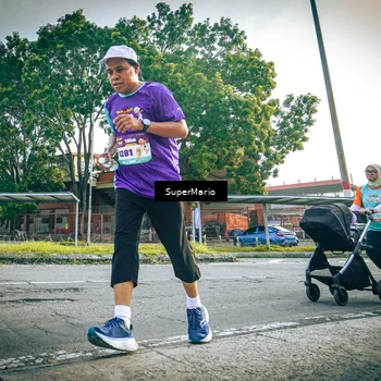 Runner Photo 8327648