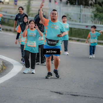 Runner Photo 8327650