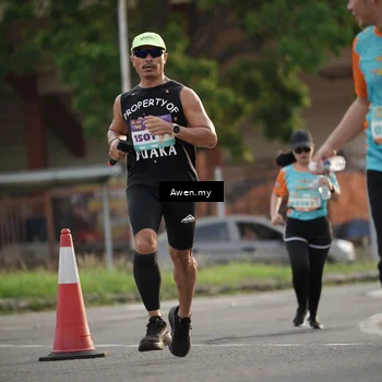 Runner Photo 8327654