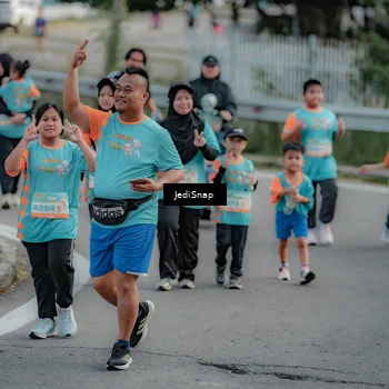 Runner Photo 8327663