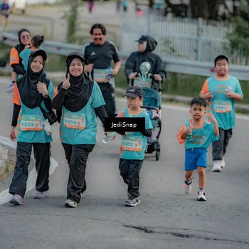 Runner Photo 8327674