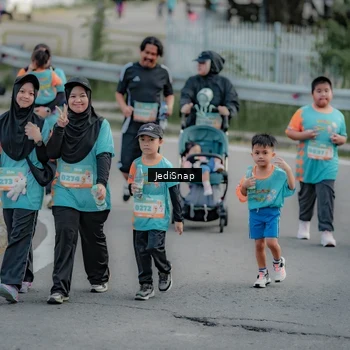 Runner Photo 8327685