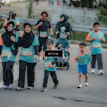 Runner Photo 8327686