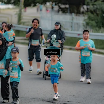 Runner Photo 8327703
